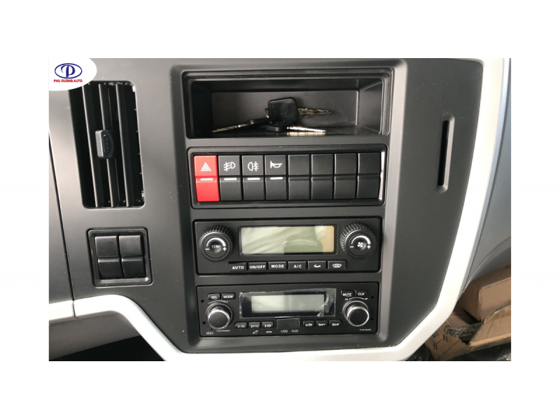 FAW 8.1 TẤN – THÙNG KÍN 8.3M