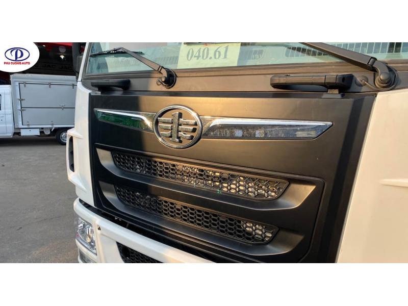FAW 8.1 TẤN – THÙNG KÍN 8.3M