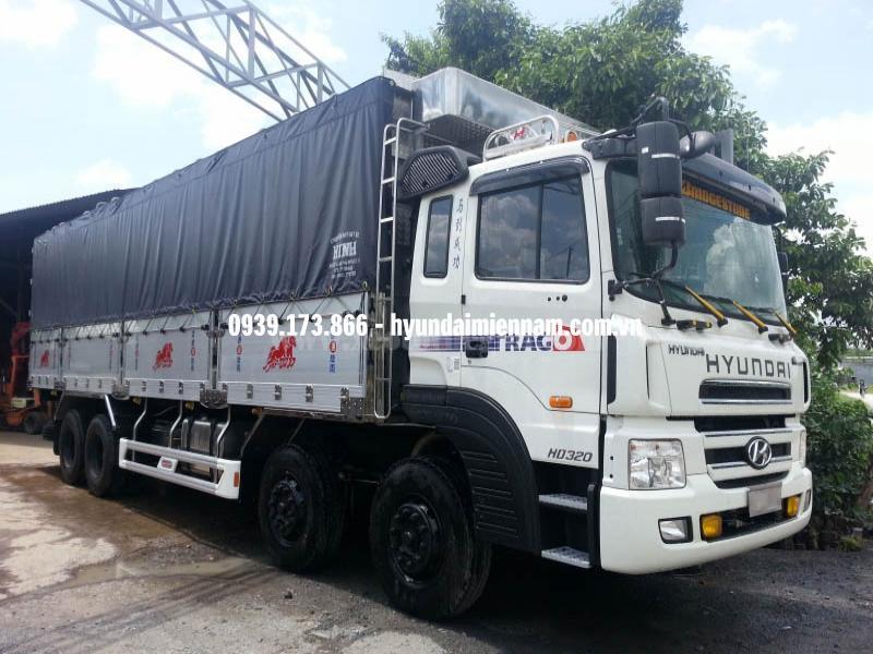 HYUNDAI HD320