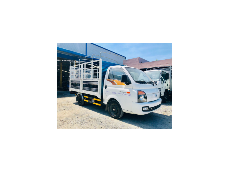 HYUNDAI PORTER H150 THÙNG BẠT