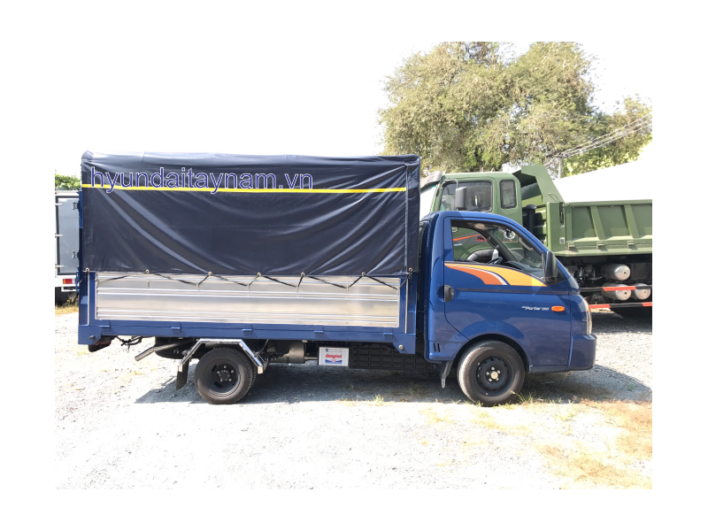 HYUNDAI PORTER H150 THÙNG BẠT