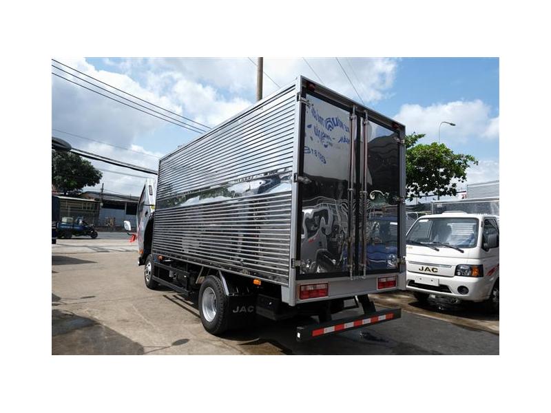 JAC N200S - THÙNG KÍN